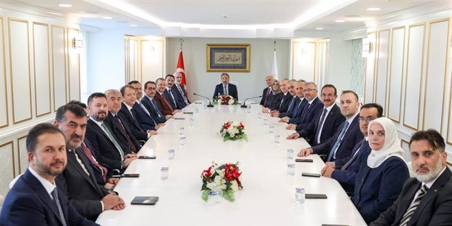 Diyanet'te yeni atanan Genel Mdrler grevlerini devrald