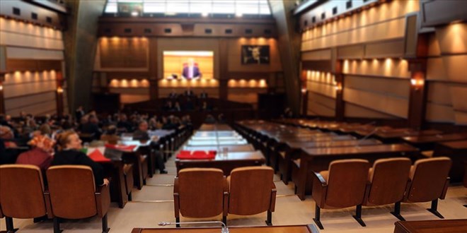 AK Parti, BB Meclisinin '30 ya st indirim' kararna dava at