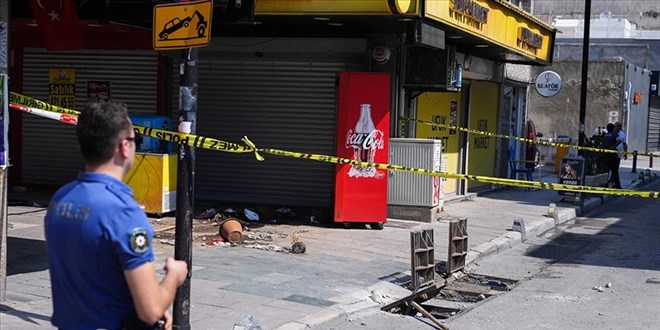 zmir'de 2 kiinin akma kaplarak lmne ilikin davada karar