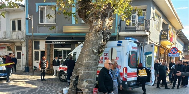 E�ini �al��t��� i� yerinde av t�fe�iyle �ld�rd�