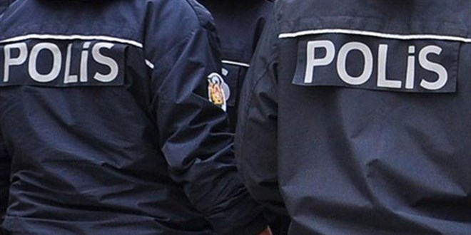 Basavcnn ismini kullanarak rvet talep eden polisler tutukland