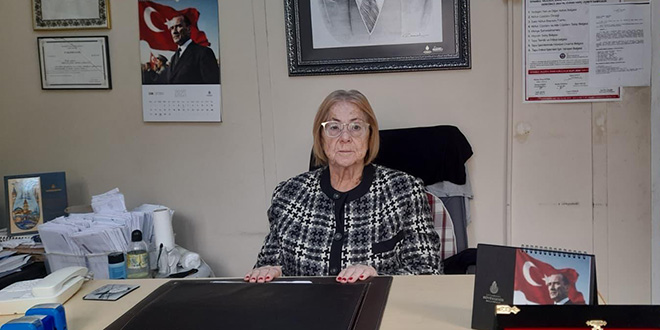 80 yandaki kadn muhtar, mhr 41 yldr kimseye brakmyor