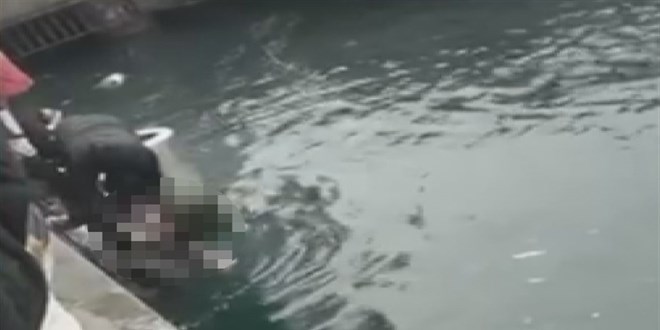 Kadky'de 4 engelli kii denize dt: 1 l 3 yaral