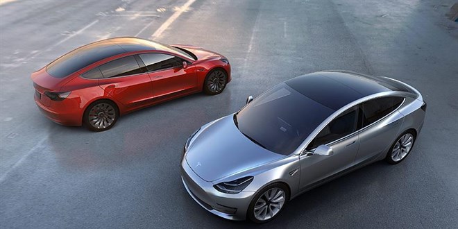 Tesla aralarda batarya paketi sorunu: 13 bin ara geri arlacak