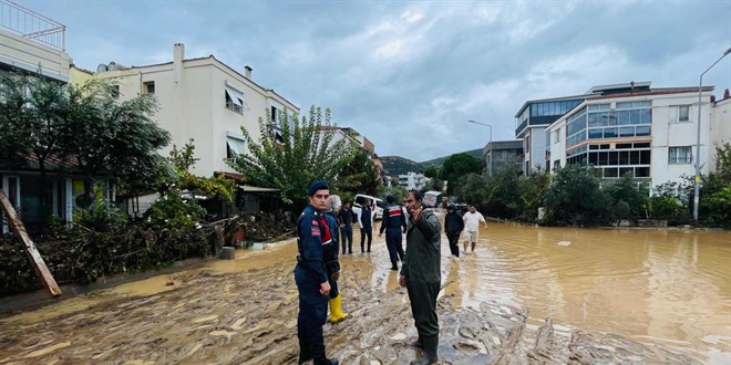 Foa'da selde kaybolan kiiyi arama almalar sryor