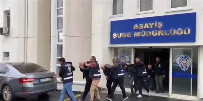 Arsaya sahte define gömüp 13 milyon lira dolandırdılar: 15 tutuklama - Son Dakika Haber