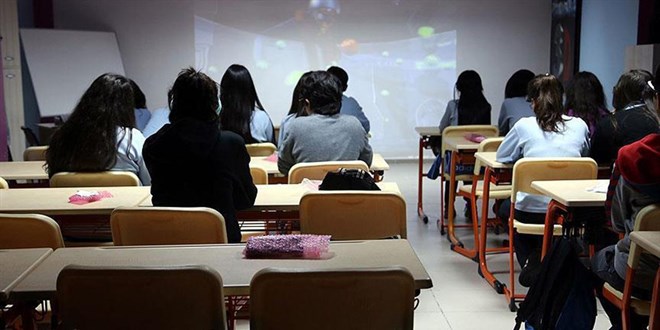 Manisa'da 5 ilede eitime 'deprem' aras