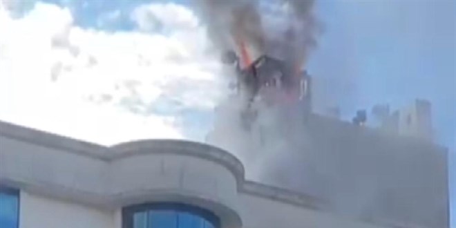 stanbul'da zel hastanede yangn