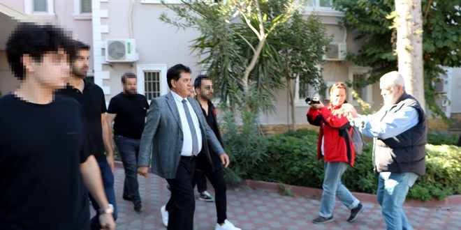 Eski Kemer Belediye Bakan Mustafa Gl tutukland - Son Dakika Haber