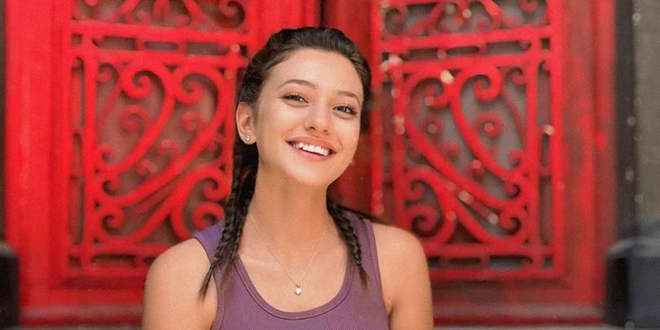 Yolun karşısına geçerken otomobilin çarptığı sağlık teknisyeni hayatını kaybetti - Son Dakika Haber