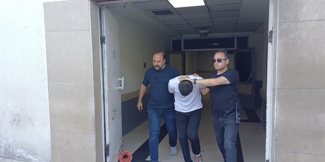 Camide boğazını kesip öldürdüğü adamın karısına 'Şimdi git kocanın leşini topla' demiş