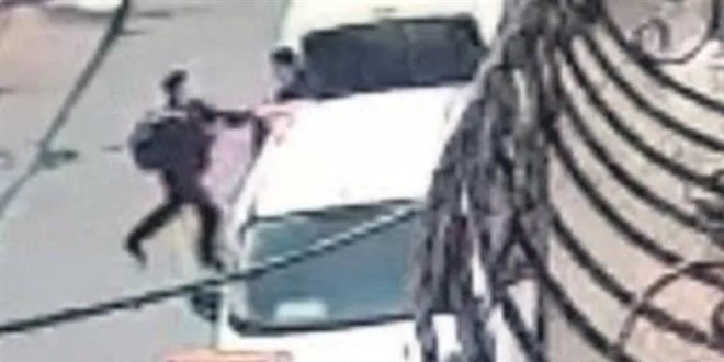 Ortaokulda 7. Sınıf Öğrencisi Arkadaşını Bıçakladı - Son Dakika Haber