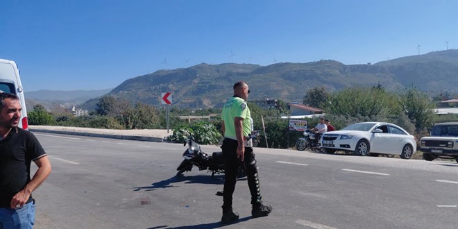 Hatay'da 3 aracın karıştığı kazada 1 kişi öldü - Son Dakika Haber