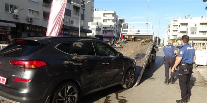 Muratpaa Kaymakam trafik kazasnda yaraland - Son Dakika Haber