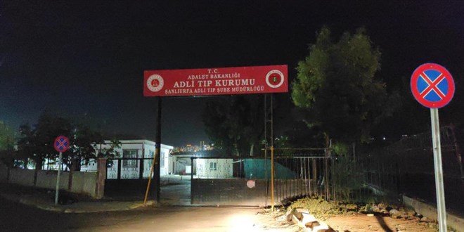 �anl�urfa'da otomobil ile motosiklet �arp��t�: 2 �l�