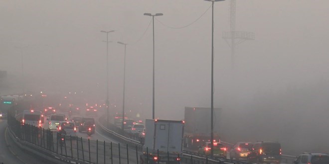 stanbul'da gz gz grmyor: Trafik kilit!