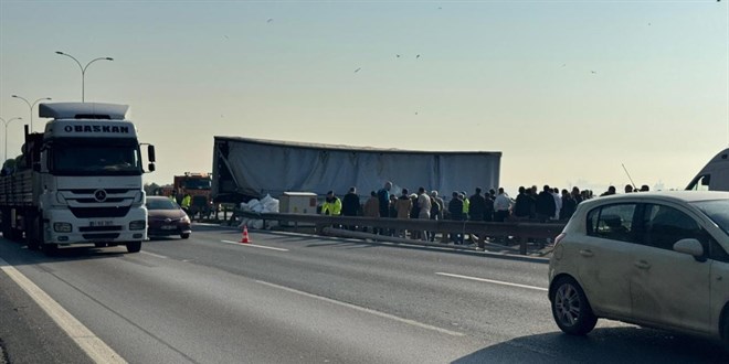 Anadolu Otoyolu'nun Ankara istikameti ulama kapand - Son Dakika Haber