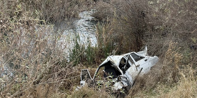 Kahramanmara'ta kprden den otomobildeki 1 kii ld - Son Dakika Haber