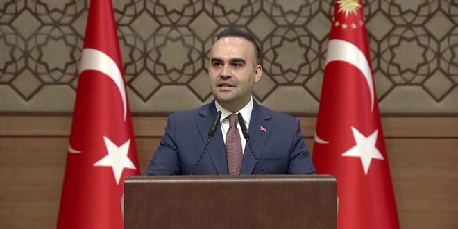 Bakan Kacr: 2 bin kilometre menzilli fze gelitirme programn srdryoruz