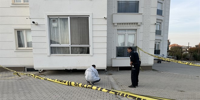 Karaman'da 5. kattan den kadn ld - Son Dakika Haber