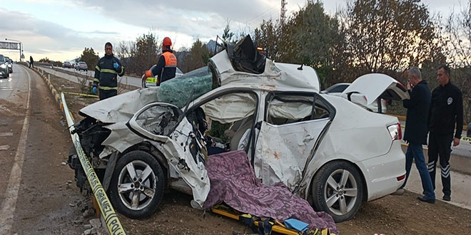MAK'de grevli akademisyen trafik kazasnda hayatn kaybetti