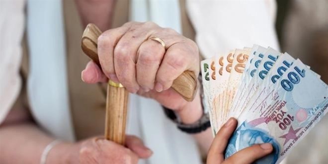 Emekli 15 ylda 10 metrekare kaybetti