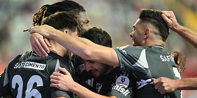 Beikta, milli ara ncesi Antalyaspor engelini 3 golle geti - Son Dakika Haber