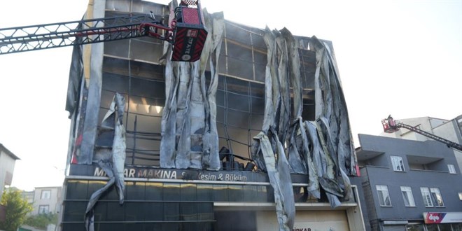 Kocaeli'de parfm fabrikas facias sonras skandal paylamlar - Son Dakika Haber