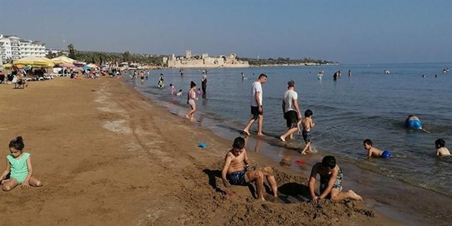 Mersin'de kasm aynda deniz keyfi