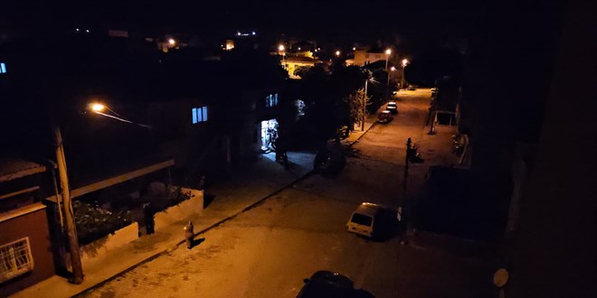 Sndrg'da pe pee depremler - Son Dakika Haber