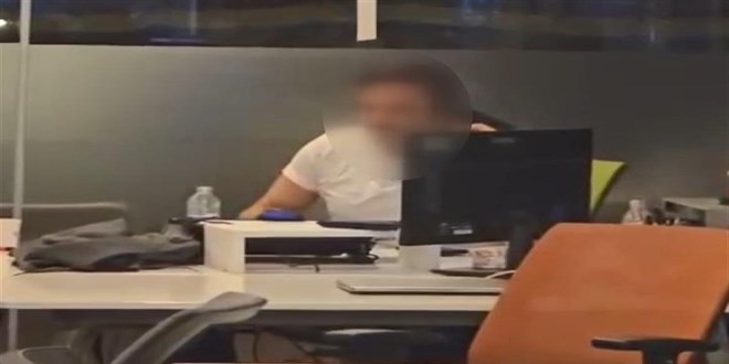 Oyuncak silahla televizyon binas�na giren zanl� yakaland�