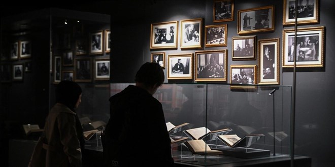 Cumhurbakanl Millet Ktphanesi'nde 'Atatrk'n Kitap Dnyas' sergisi ald - Son Dakika Haber