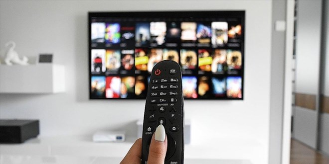 RTK Raporu: Trkiye gnde yaklak 4 saat TV izliyor - Son Dakika Haber