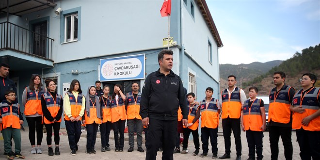 AFAD, bu sefer rencilerin istei iin ter dkt - Son Dakika Haber