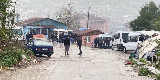 Kocaeli'de minibsn arpt 4 yandaki ocuktan ac haber - Son Dakika Haber