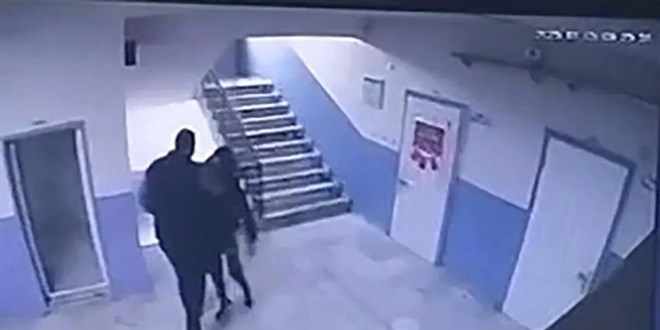 Mdre deil merdivenden itilen otizmli ocua su attlar!