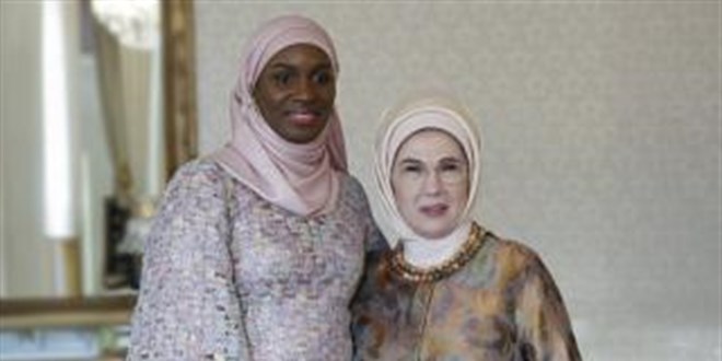 Emine Erdoan, Senegal Cumhurbakannn ei Faye ile grt