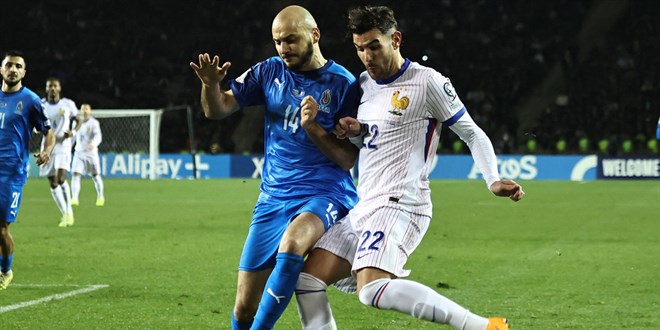 Fransa, Azerbaycan' deplasmanda yendi
