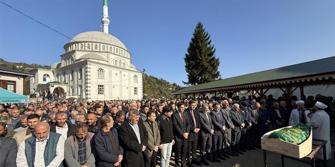 stanbul'da metro inaatndaki kazada hayatn kaybeden ii cenazesi defnedildi - Son Dakika Haber