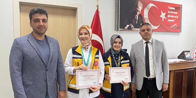 112'nin telefonla ynlendirmesiyle bir baba doumu gerekletirdi - Son Dakika Haber