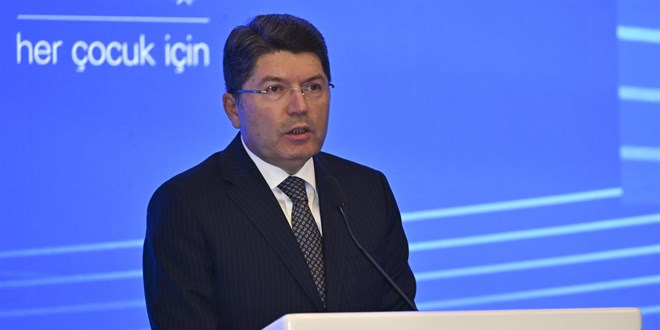 Bakan Tun'tan 'sua srklenen ocuklar' aklamas