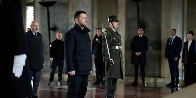 Ukrayna lideri Zelenski'den Antkabir'e ziyaret