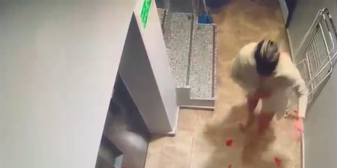 stanbul'da eini gen sevgilisiyle otelde gren koca dehet sat - Son Dakika Haber