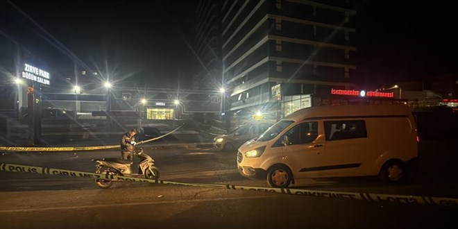 Diyarbakr'da dn salonunda silahl kavga: 1 l