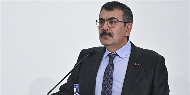 Yusuf Tekin: Okullara 2 bin laboratuvar daha geliyor