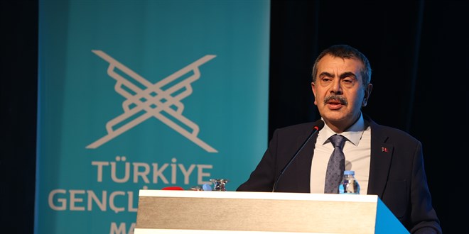 Bakan Tekin: ocuklarmz hem okuyacak hem de deeler eitim anlamnda geliecek - Son Dakika Haber