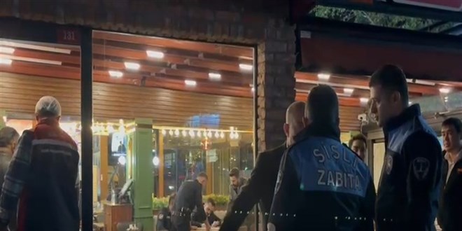 Ayn restoranda yemek yiyen 25 kii zehirlendi - Son Dakika Haber