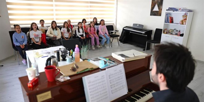 ankaya Belediyesi Muammer Sun Mzik Atlyesi'ne bavurular balyor