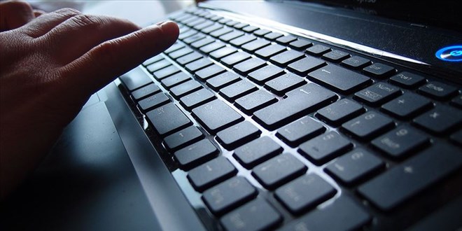 Cinsel ierikli yayn yapan 102 sosyal medya hesabna eriim engeli