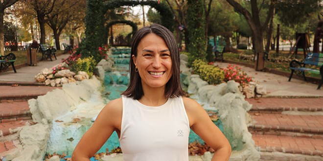 Ebru retmenin 'uzun mesafe kou' sevgisi - Son Dakika Haber